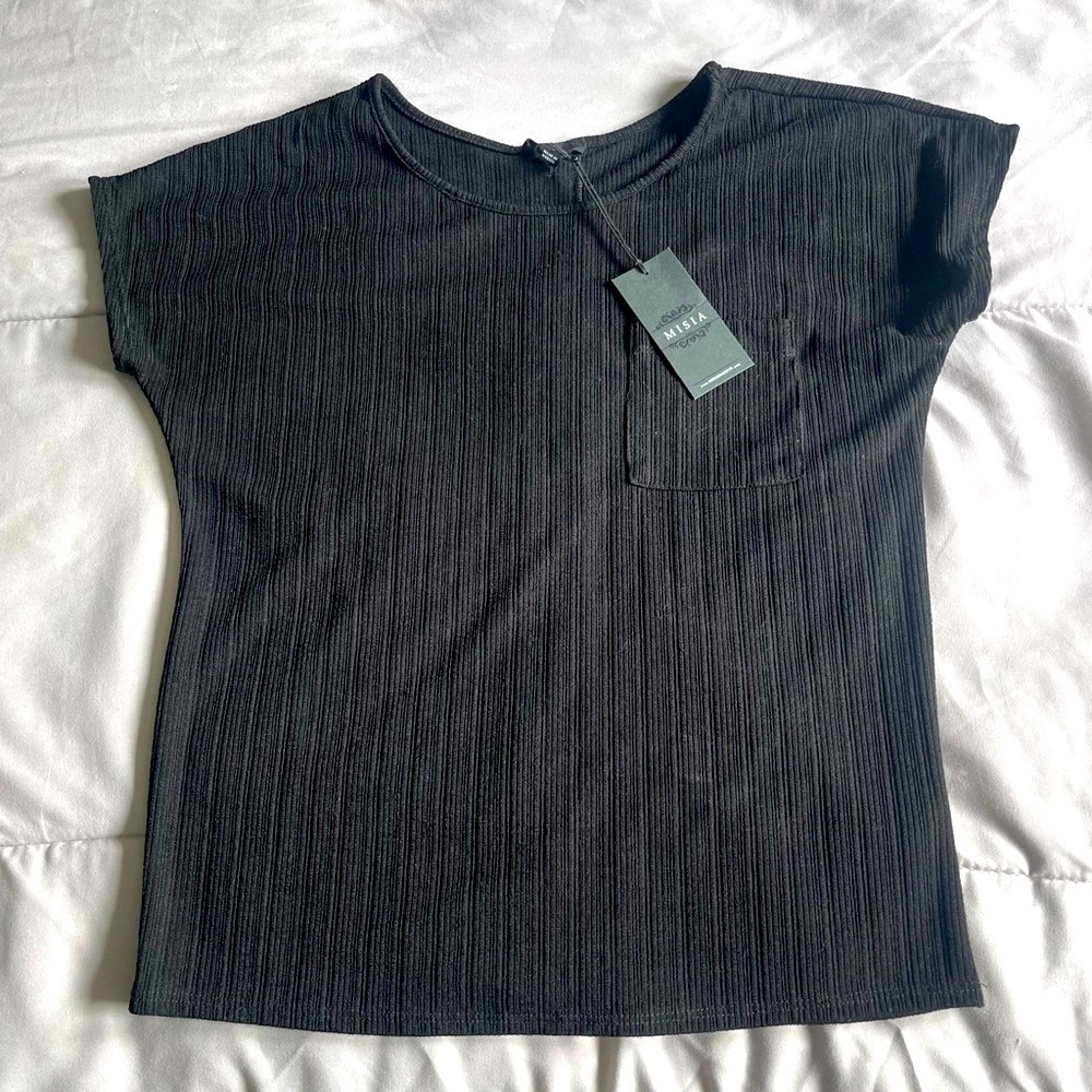 Misia Ribbed Buttoned Back Chest Pocket Top Women’s Black Size Small